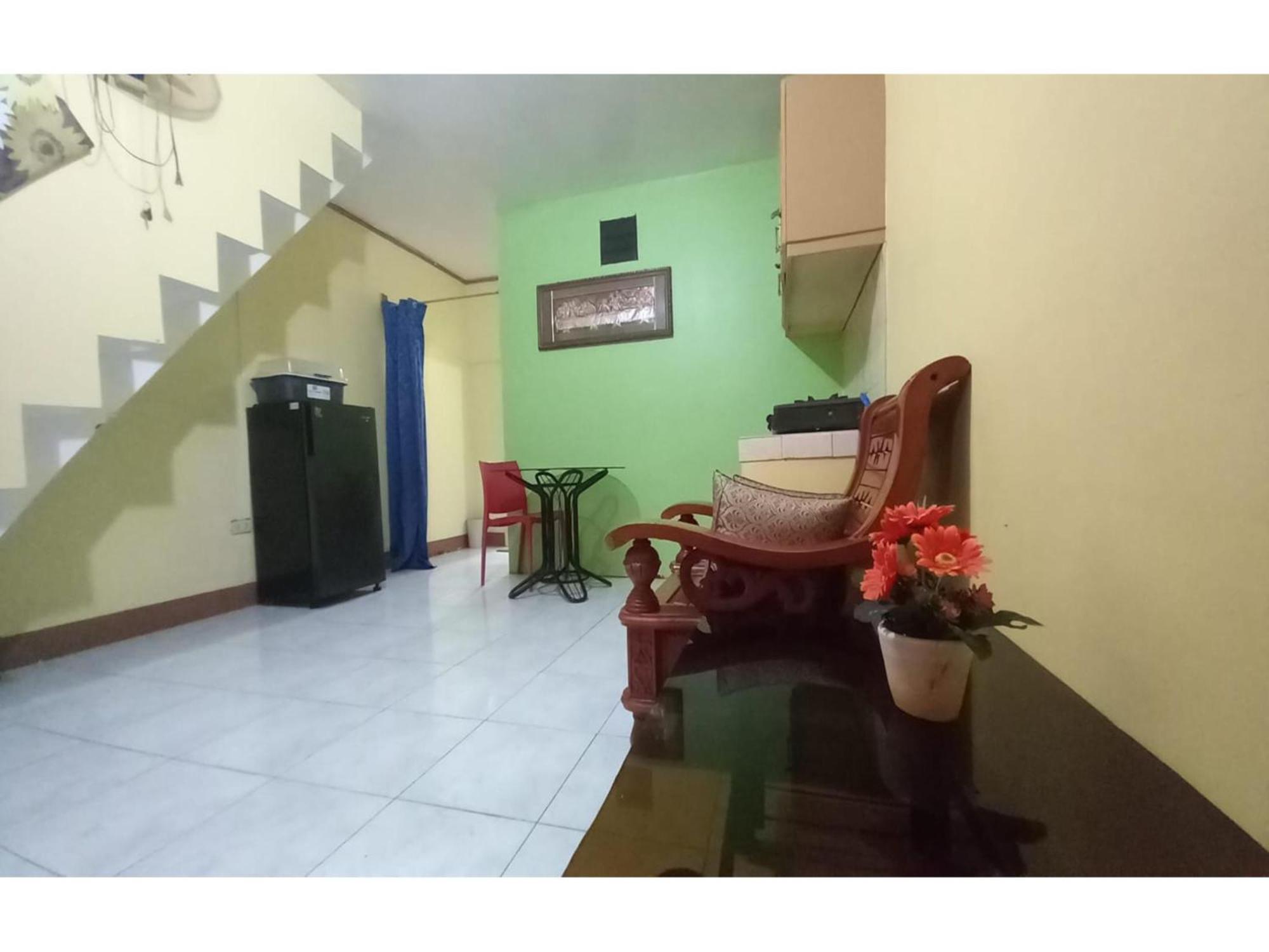 נגה Oyo 1048 Jomckayl Apartelle מראה חיצוני תמונה