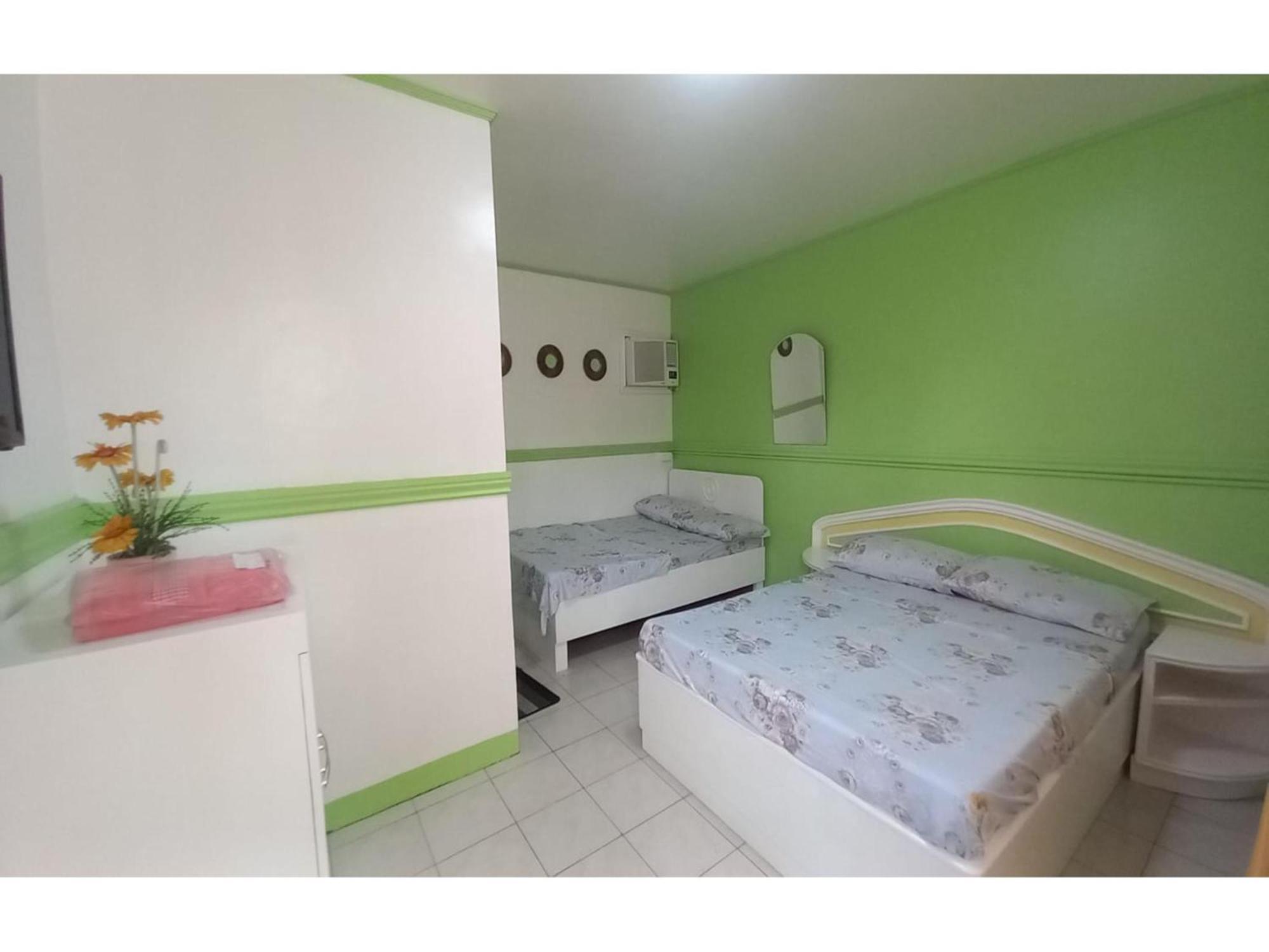 נגה Oyo 1048 Jomckayl Apartelle מראה חיצוני תמונה